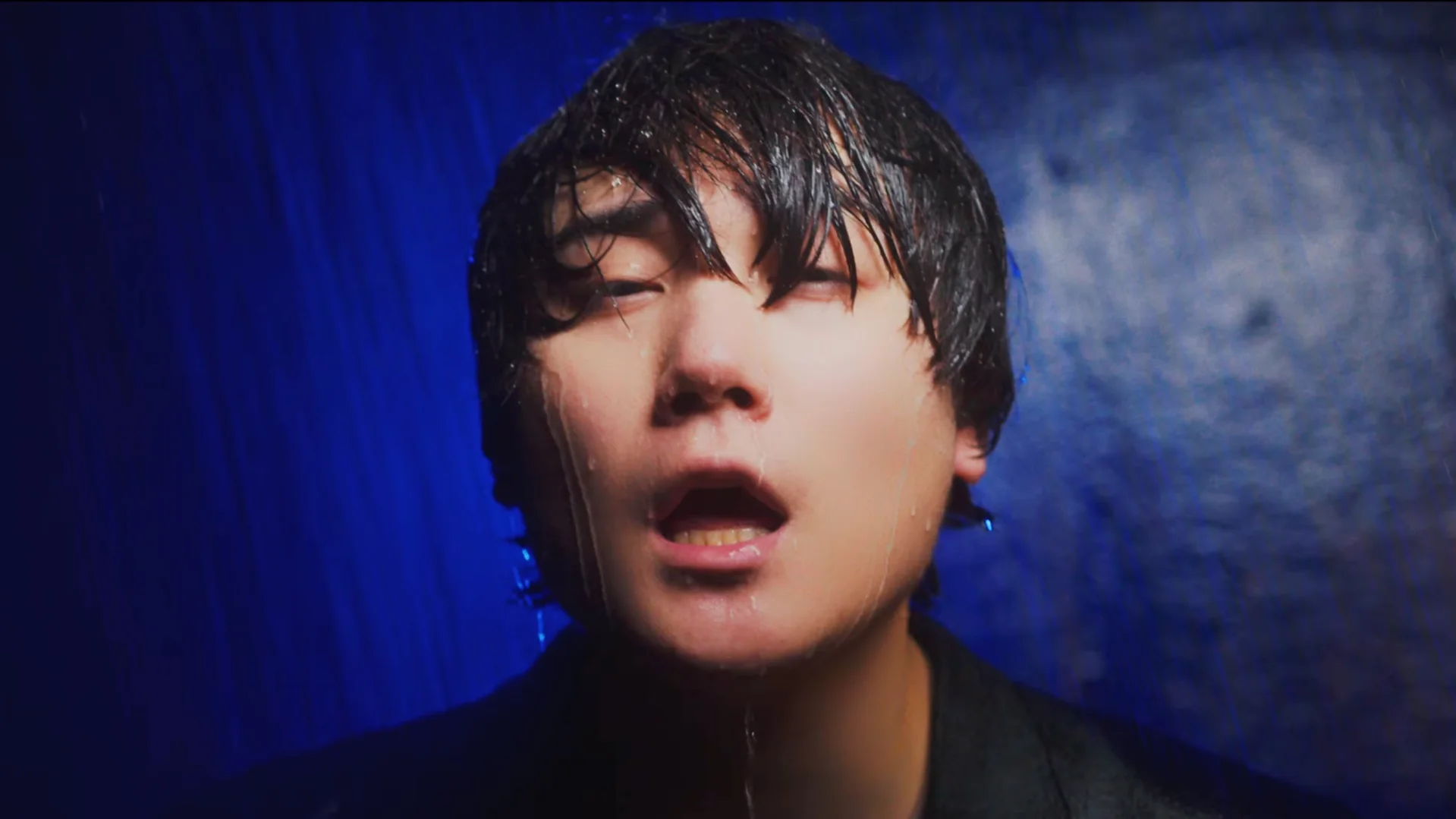 The Floor - 雨中